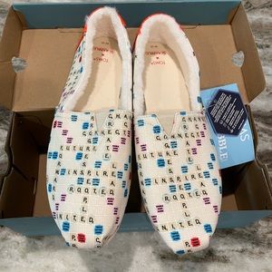 NIB Toms Scrabble Faux Fur Alpargata